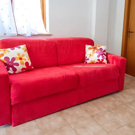 M370 - Marcelli, Delizioso Monolocale Con Terrazzo *
