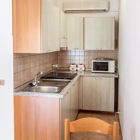 M370 - Marcelli, Delizioso Monolocale Con Terrazzo Apartment Marcelli