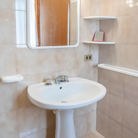 M370 - Marcelli, Delizioso Monolocale Con Terrazzo Marcelli